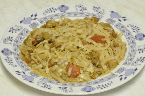 Rýžové nudle se zeleninou a rybou – Snadné recept z Vietnam kuchyně, hotový za 30 - 45 minut